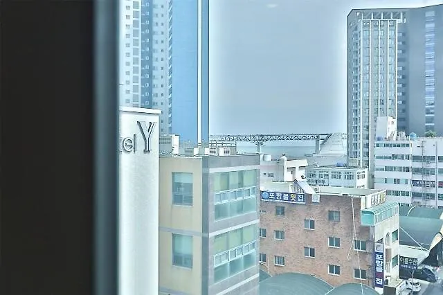 Gwang An Ri Hy Realty