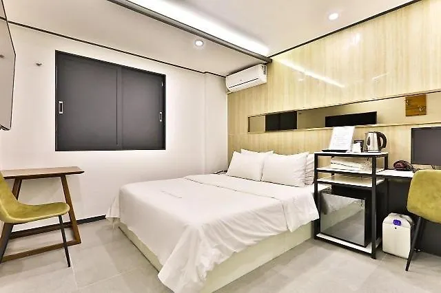 Gwang An Ri Hy Realty